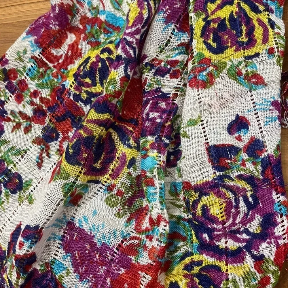 Pins‎ & Needles Square Scarf Fringed Viscose Bright Multicolor Floral